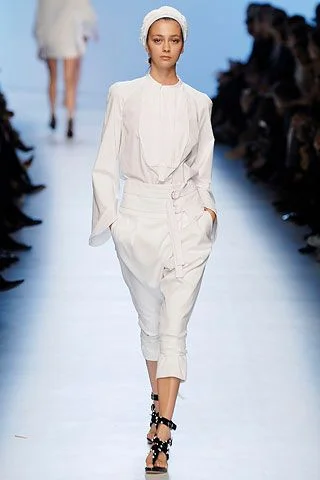 Look 32